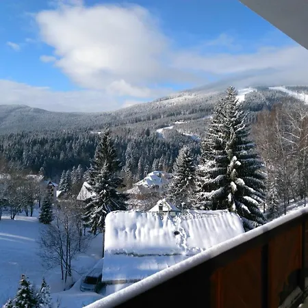 Kubu 3 Samostatny S Kuchyni Spindleruv Mlyn
