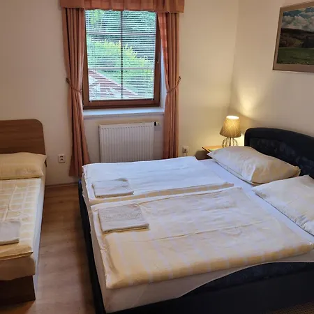 Kubu 3 Samostatny S Kuchyni Spindleruv Mlyn